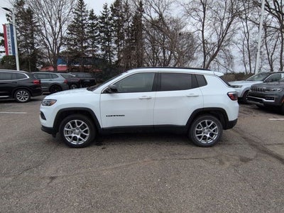 2024 Jeep Compass Latitude Lux