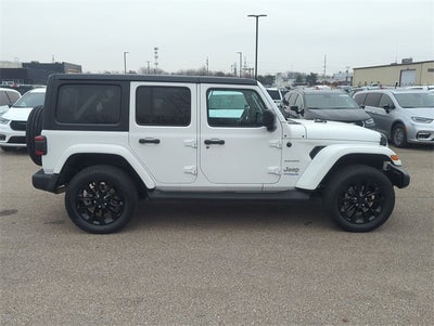 2022 Jeep Wrangler Unlimited Unlimited Sahara 4x4