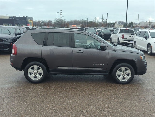 2017 Jeep Compass Latitude FWD