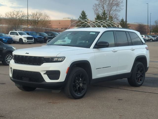 2025 Jeep Grand Cherokee Altitude 4x4