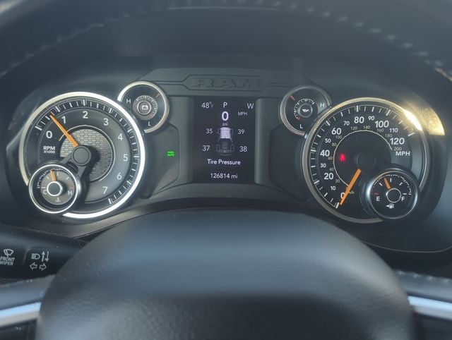 2020 RAM 1500 Big Horn Quad Cab 4x4 6'4' Box