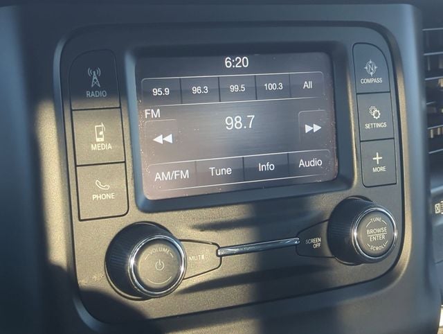 2020 RAM 1500 Big Horn Quad Cab 4x4 6'4' Box