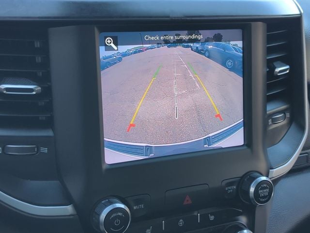 2020 RAM 1500 Big Horn Crew Cab 4x4 5'7' Box