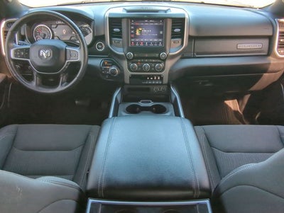 2020 RAM 1500 Big Horn Crew Cab 4x4 5'7' Box