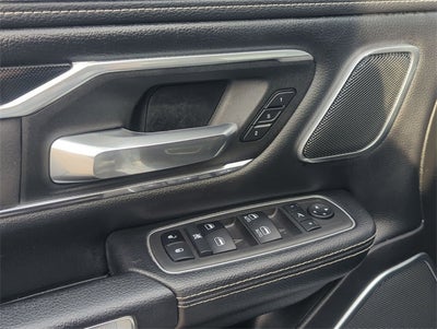 2022 RAM 1500 Laramie Crew Cab 4x4 5'7' Box