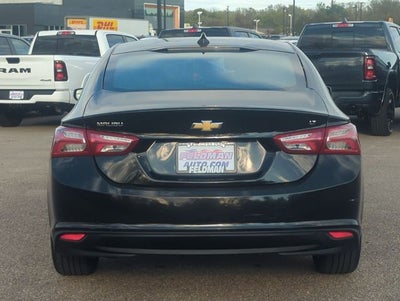 2022 Chevrolet Malibu FWD LT