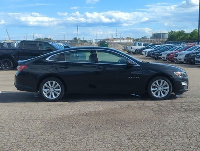 2022 Chevrolet Malibu FWD LT