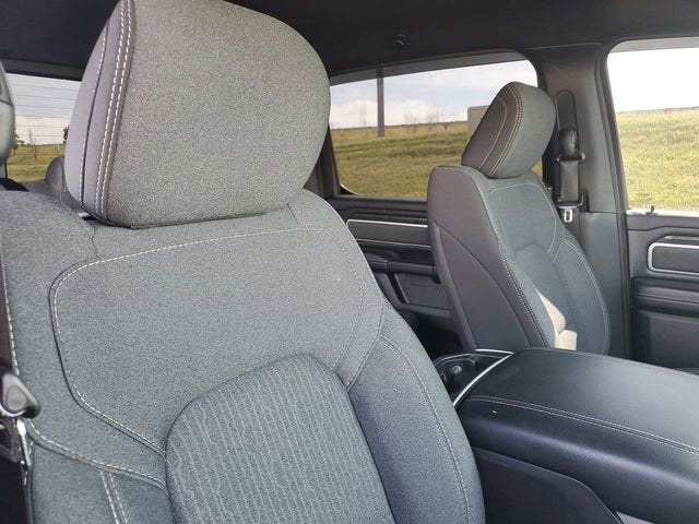 2020 RAM 1500 Big Horn Crew Cab 4x4 5'7" Box