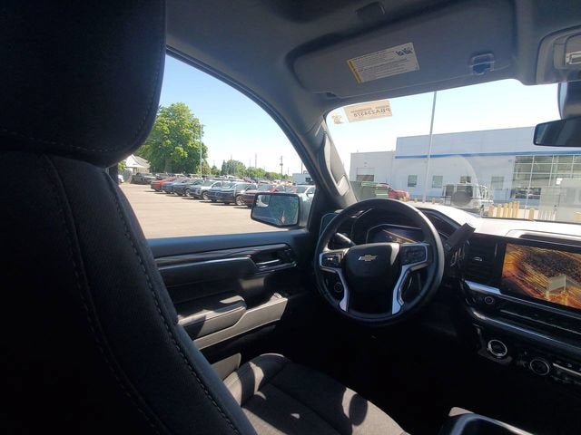 2023 Chevrolet Silverado 1500 LT (2FL)