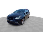 2025 Chrysler Pacifica Hybrid Select