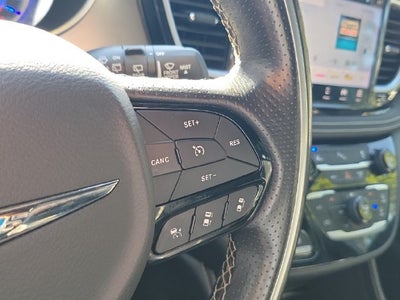 2021 Chrysler Pacifica Hybrid Limited