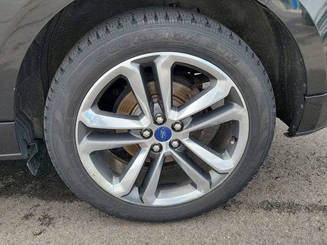 2015 Ford Edge Sport