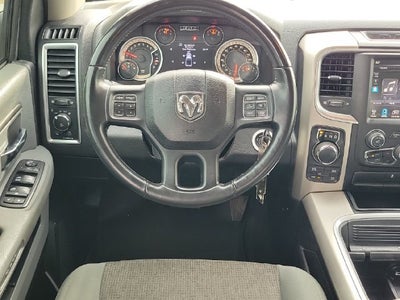2017 RAM 1500 Big Horn Crew Cab 4x4 5'7" Box