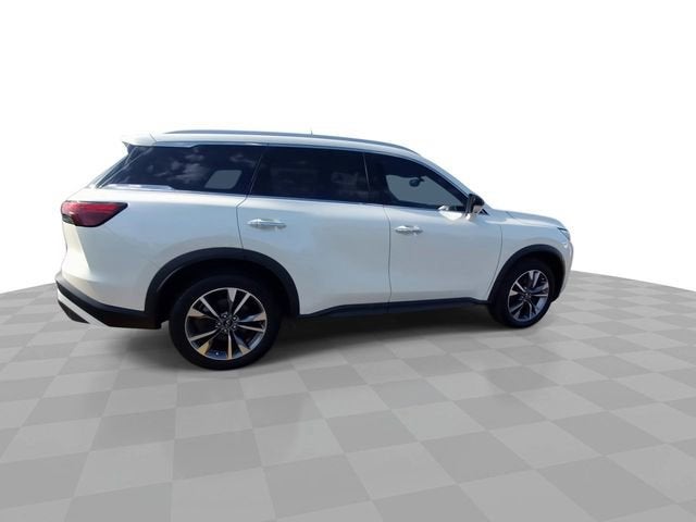 2022 INFINITI QX60 LUXE