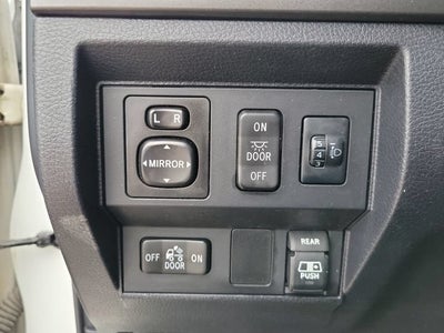 2017 Toyota Tundra 4WD SR