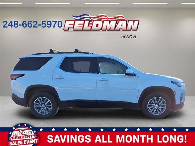 2023 Chevrolet Traverse LT Cloth