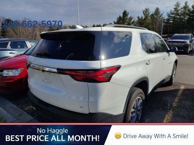 2023 Chevrolet Traverse LT Cloth