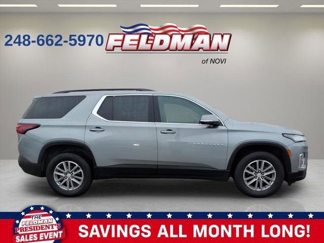 2023 Chevrolet Traverse LT Leather