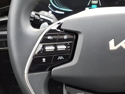 2024 Kia Niro EX Touring