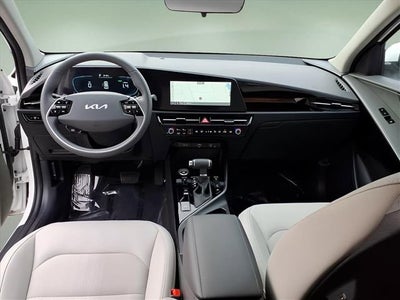 2024 Kia Niro EX