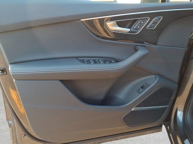 2026 Audi Q7 Premium Plus 55 TFSI quattro tiptronic