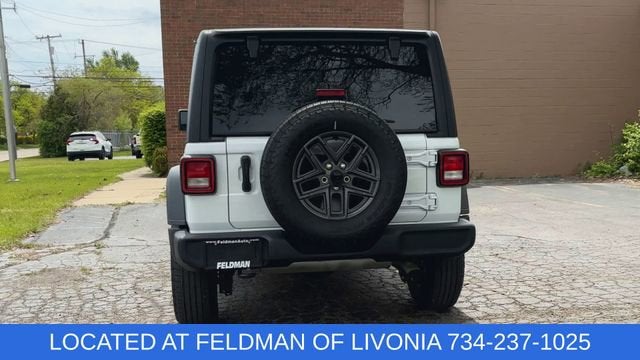 2025 Jeep Wrangler 4-Door Summit 4x4