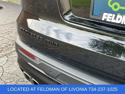 2025 Chevrolet Traverse LT