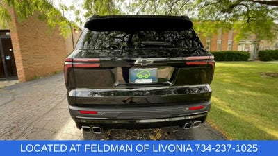 2025 Chevrolet Traverse LT