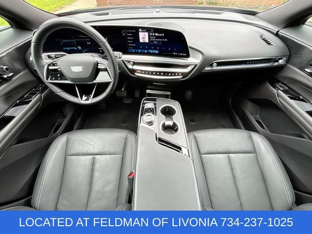 2024 Cadillac LYRIQ Luxury 1
