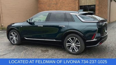 2024 Cadillac LYRIQ Luxury 1