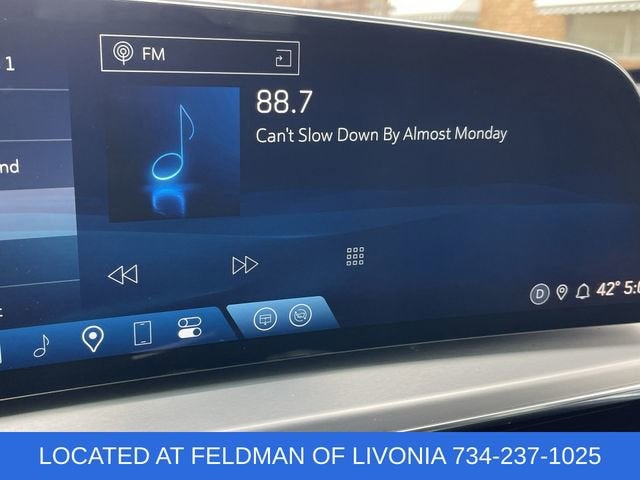 2024 Cadillac LYRIQ Sport 2