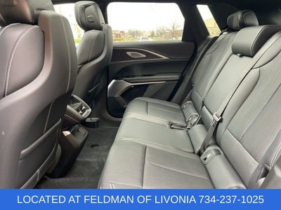 2024 Cadillac LYRIQ Sport 2