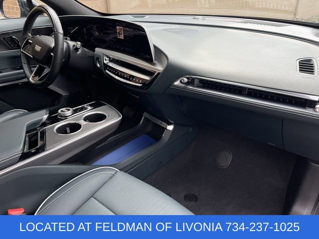 2024 Cadillac LYRIQ Sport 3