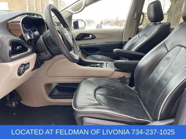 2023 Chrysler Pacifica Hybrid Limited