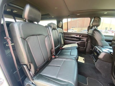 2023 Jeep Wagoneer L Series II 4x4