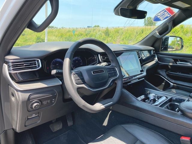 2023 Jeep Wagoneer L Series II 4x4