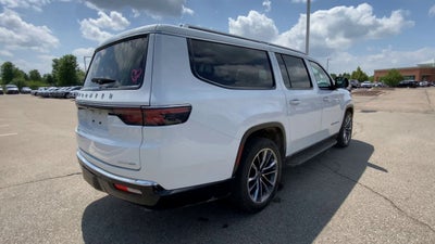 2023 Jeep Wagoneer L Series II 4x4