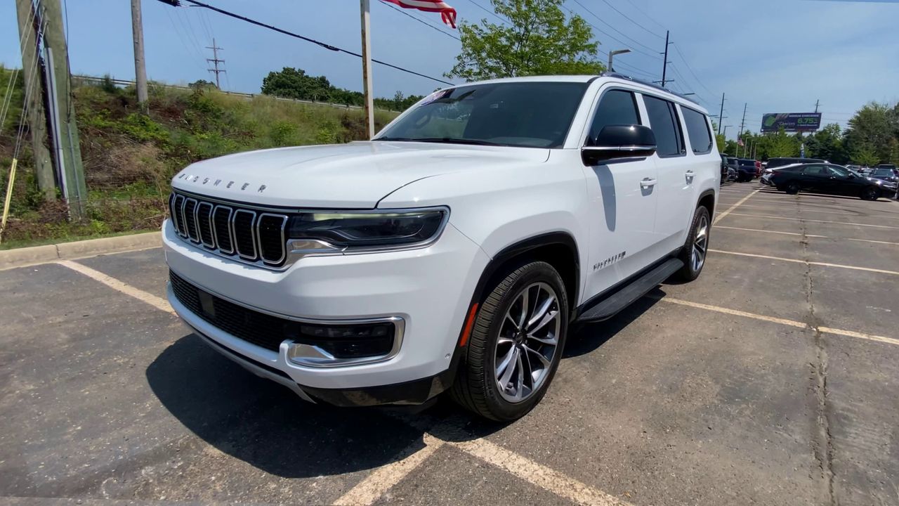 2023 Jeep Wagoneer L Series II 4x4