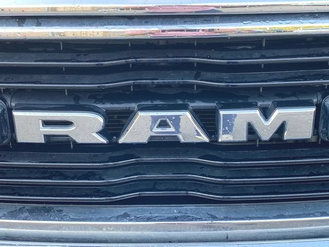 2022 RAM 1500 Big Horn Crew Cab 4x4 5'7" Box