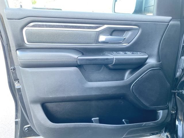 2022 RAM 1500 Big Horn Crew Cab 4x4 5'7" Box