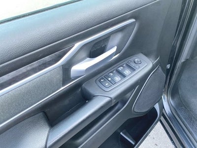2022 RAM 1500 Big Horn Crew Cab 4x4 5'7" Box