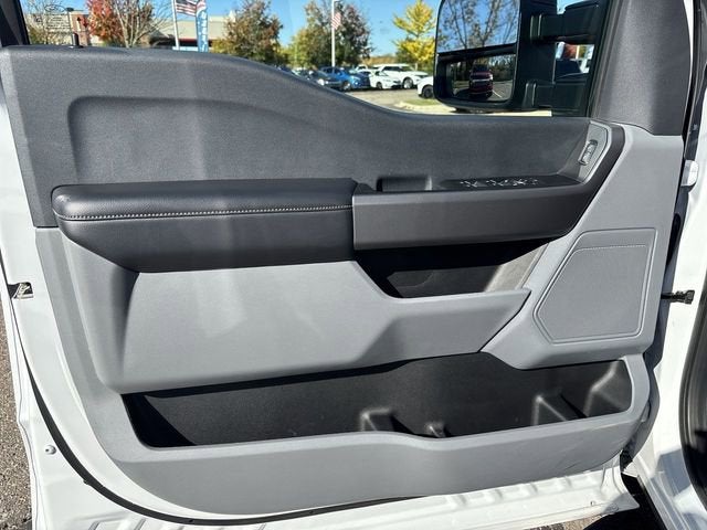 2025 Ford Super Duty F-350 SRW XL