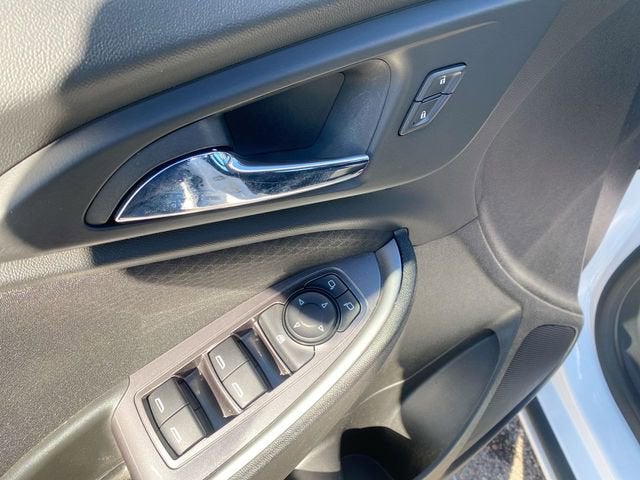 2023 Chevrolet Malibu LS