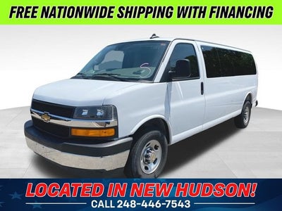 2025 Chevrolet Express Passenger 1LT