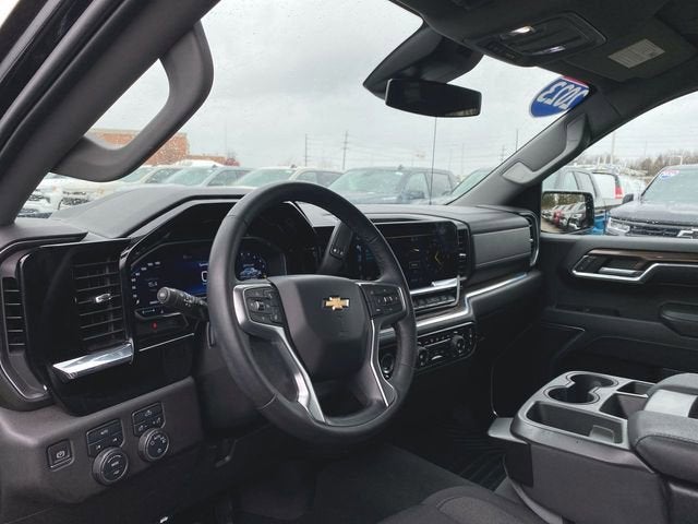 2023 Chevrolet Silverado 1500 LT (2FL)