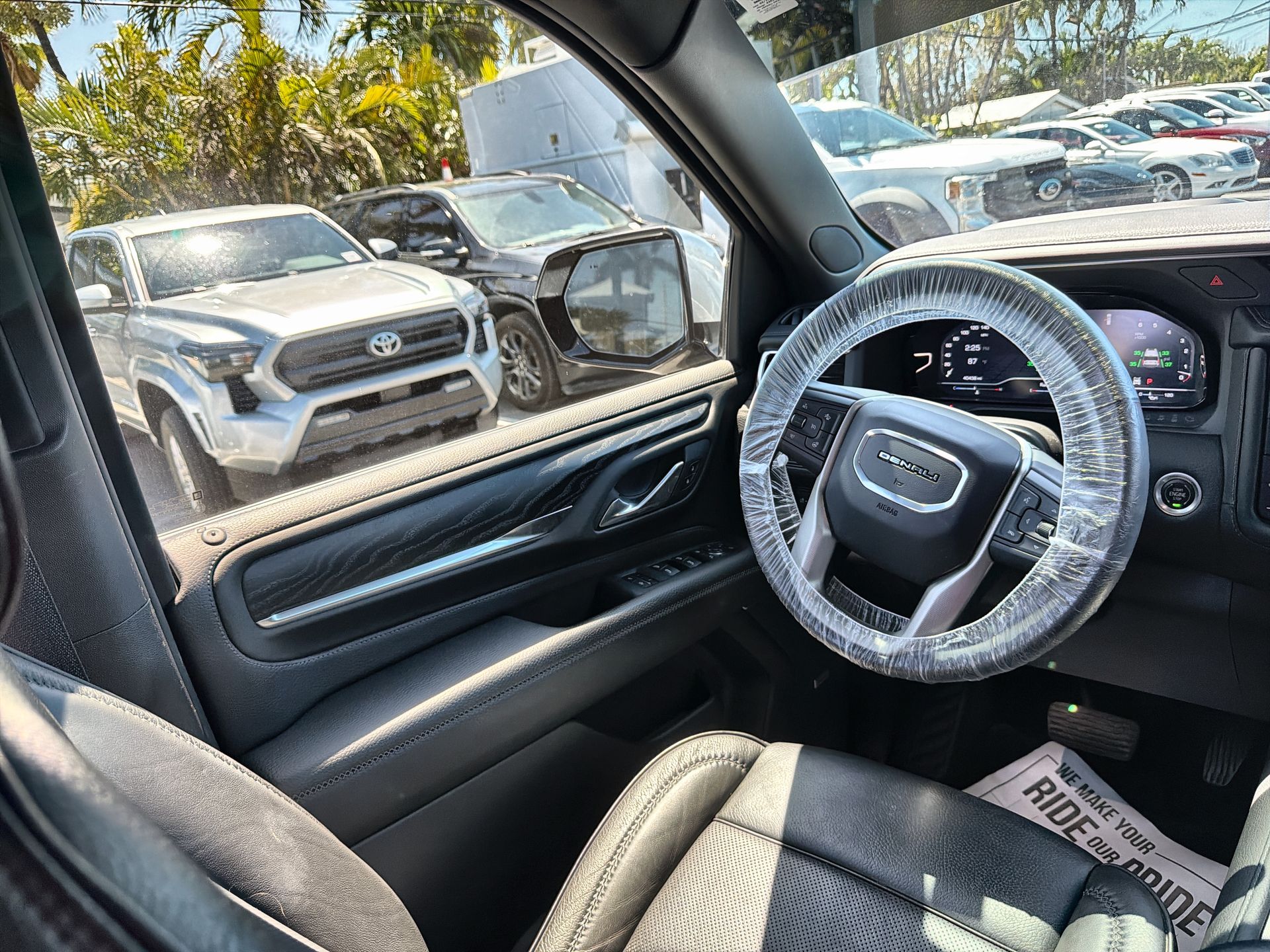2024 GMC Yukon Denali