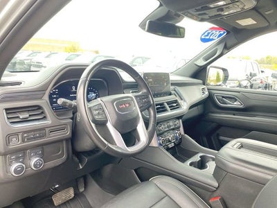 2023 GMC Yukon XL SLT