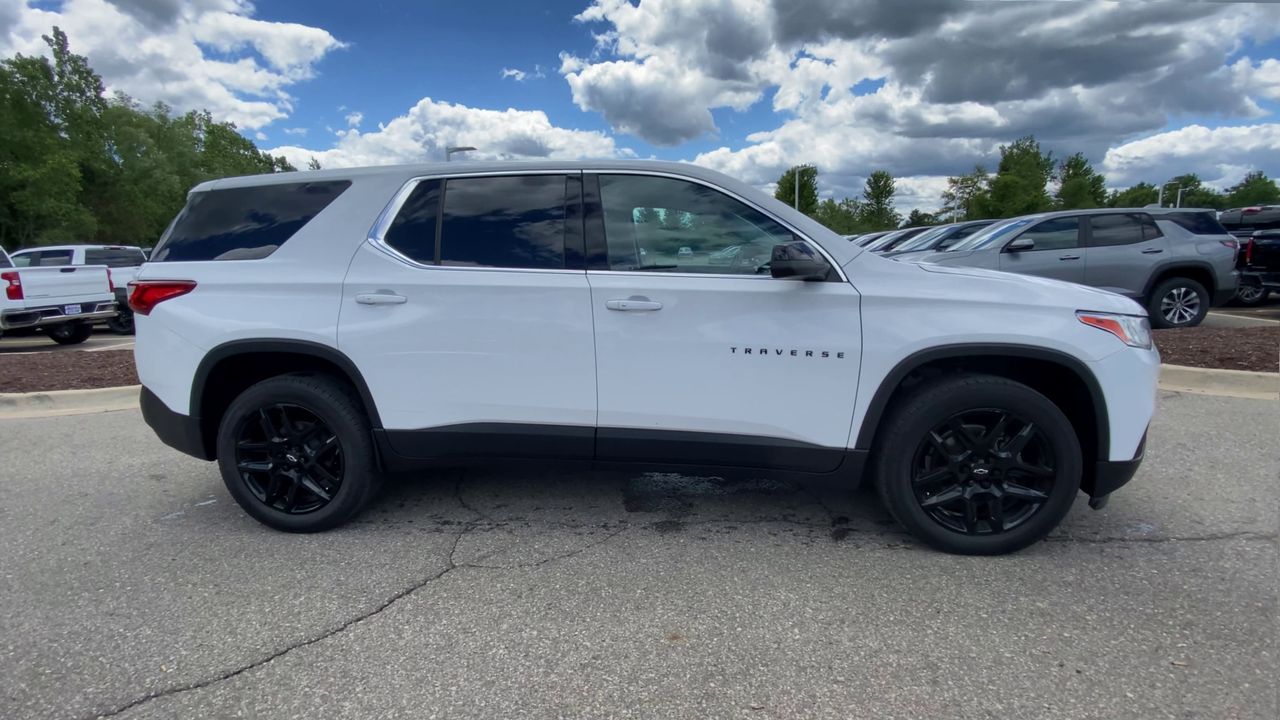 2021 Chevrolet Traverse LS