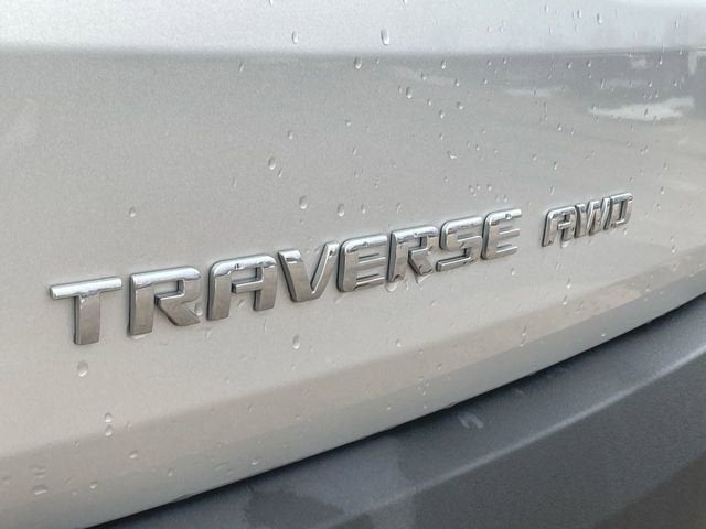 2022 Chevrolet Traverse LT Cloth