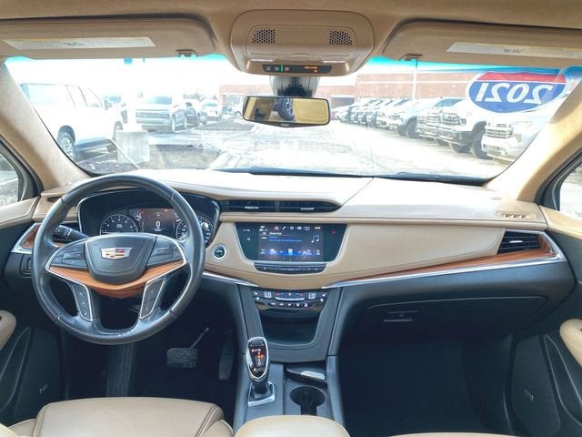 2019 Cadillac XT5 Platinum AWD
